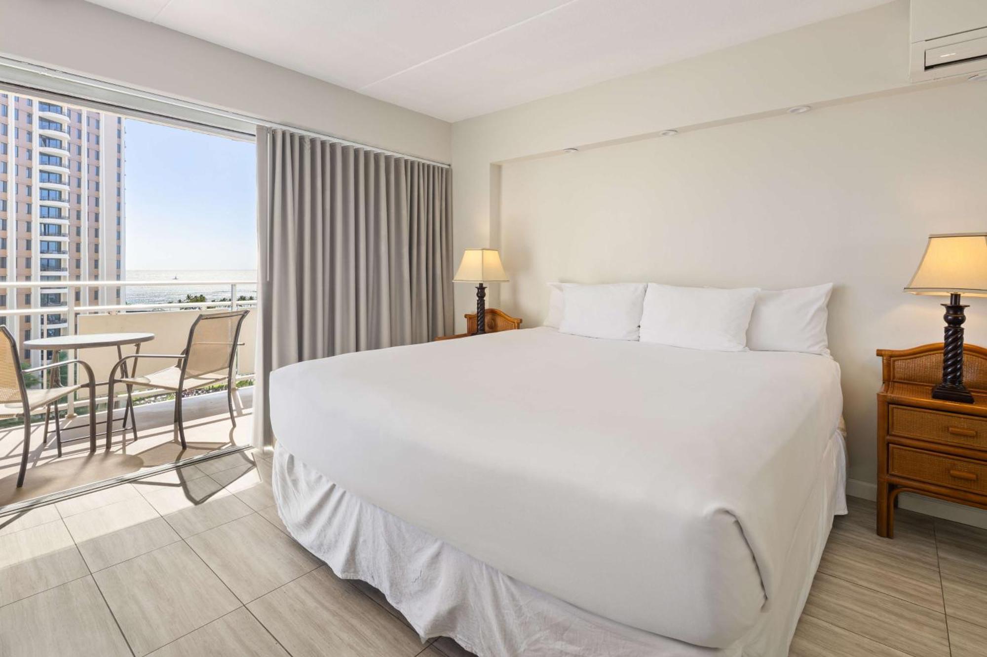 อิลลิไค ไลท์ Aparthotel โฮโนลูลู ภายนอก รูปภาพ
